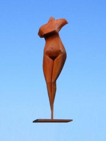 Aphrodite statuette rusty iron